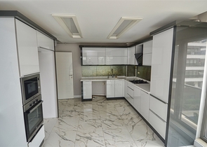 Квартира планировки 3+1 в микрорайоне Унджаллы - Анталия 