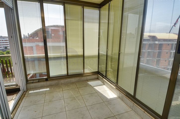 Квартира планировки 4+1 в микрорайоне Улуч - Анталия 