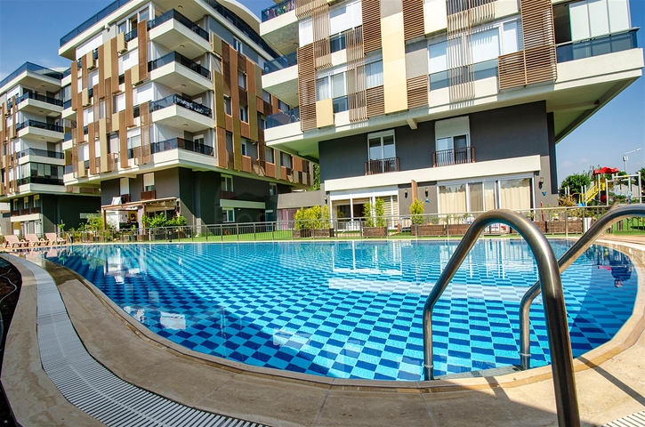 Квартира планировки 4+1 в микрорайоне Улуч - Анталия 