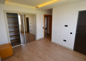 Квартира планировки 4+1 в микрорайоне Улуч - Анталия 