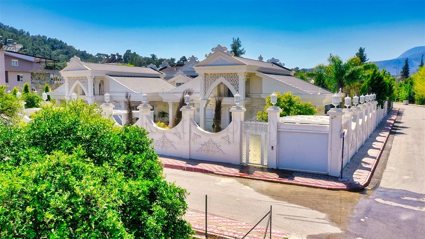 Виллы класса люкс в районе Кемер - Анталия 