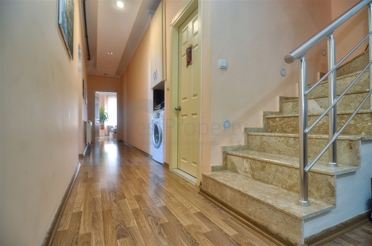 Квартира планировки 5+1 дуплекс в микрорайоне Хурма - Анталия 