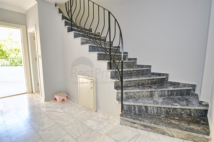 Вилла планировки 5+1 в районе Белек - Анталия 