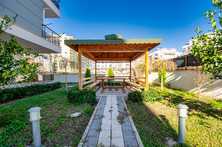 Квартира с придомовым бассейном планировки 2+1 в микрорайоне Хурма - Анталия 