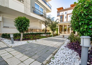 Квартира с придомовым бассейном планировки 2+1 в микрорайоне Хурма - Анталия 