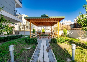 Квартира с придомовым бассейном планировки 2+1 в микрорайоне Хурма - Анталия 