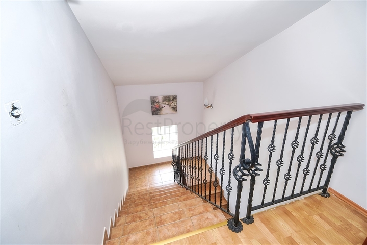 Вилла планировки 4+2 в районе Кемер - Анталия 