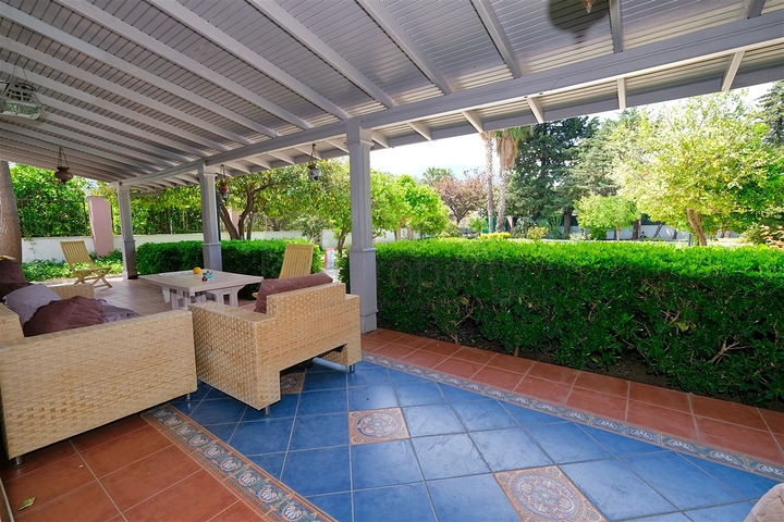 Вилла планировки 4+2 в районе Кемер - Анталия 