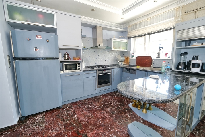 Вилла планировки 4+2 в районе Кемер - Анталия 