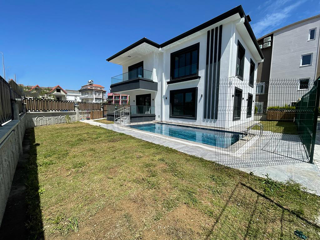 Вилла планировки 4+1 в районе Белек - Анталия 