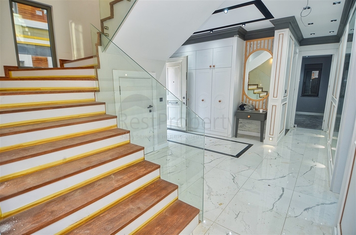 Виллы планировки 4+1 в районе Дошемеалты - Анталия