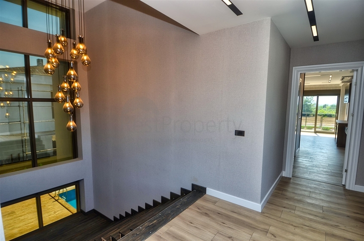 Новая элитная вилла планировки 5+1 в районе Дошемеалты - Анталия