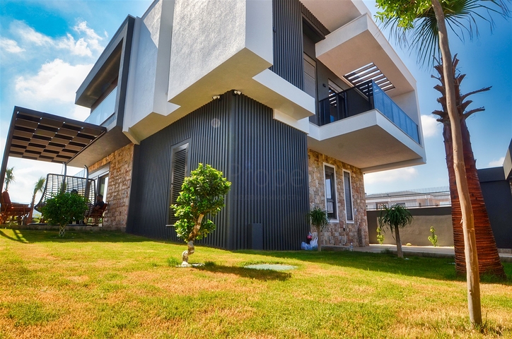 Новая элитная вилла планировки 5+1 в районе Дошемеалты - Анталия