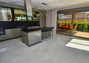 Новая элитная вилла планировки 5+1 в районе Дошемеалты - Анталия