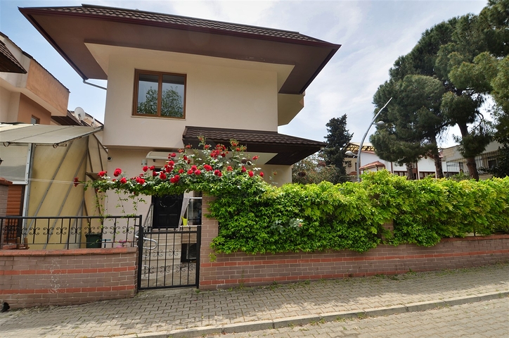 Вилла планировки 5+1 в районе Кемер - Анталия 