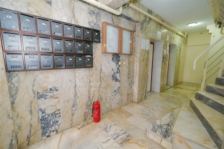 Квартира без мебели планировки 2+1 в микрорайоне Лиман - Коньяалты