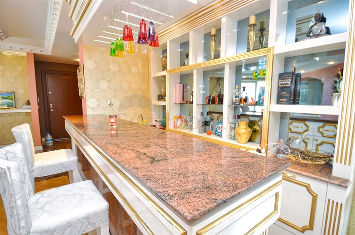 Квартира планировки 4+2 на первой береговой линии микрорайона Лиман - Анталия