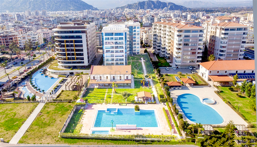 Квартира планировки 4+2 на первой береговой линии микрорайона Лиман - Анталия