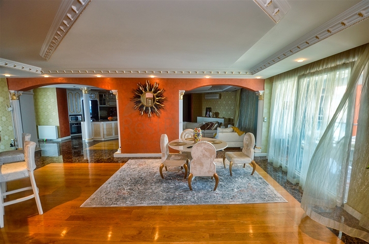 Квартира планировки 4+2 на первой береговой линии микрорайона Лиман - Анталия