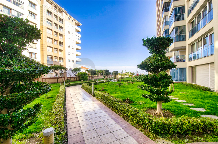 Квартира планировки 4+2 на первой береговой линии микрорайона Лиман - Анталия