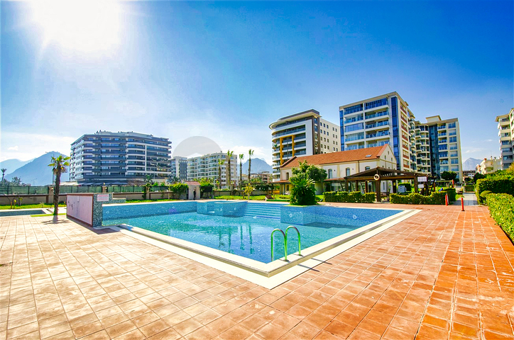 Квартира планировки 4+2 на первой береговой линии микрорайона Лиман - Анталия