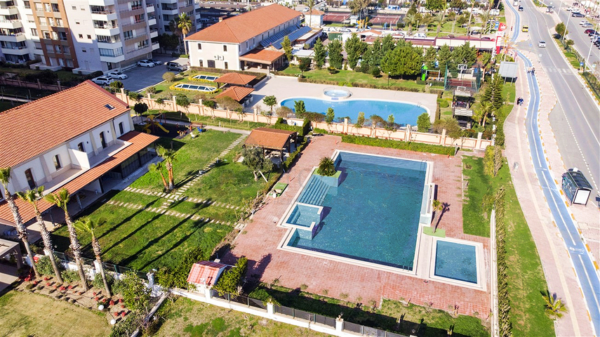 Квартира планировки 4+2 на первой береговой линии микрорайона Лиман - Анталия