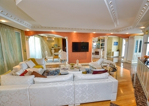 Квартира планировки 4+2 на первой береговой линии микрорайона Лиман - Анталия