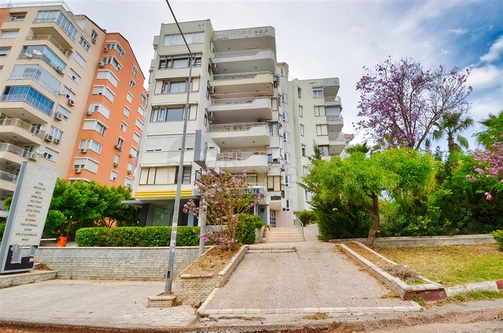 Квартира планировки 3+1 в микрорайоне Фенер - Анталия 