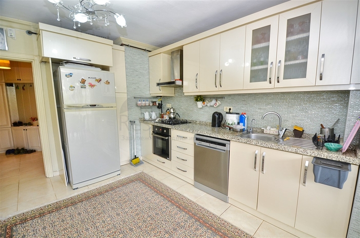 Квартира планировки 3+1 в микрорайоне Фенер - Анталия 