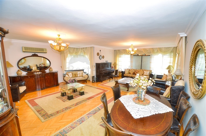 Квартира планировки 3+1 в микрорайоне Фенер - Анталия 