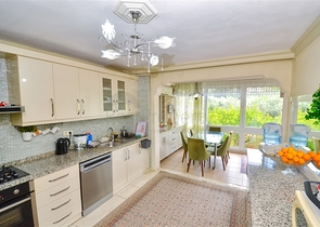 Квартира планировки 3+1 в микрорайоне Фенер - Анталия 