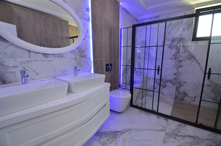 Вилла планировки 5+1 в районе Дёшемеалты - Анталия 