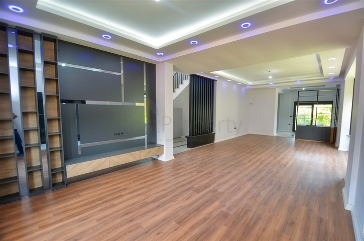 Вилла планировки 5+1 в районе Дёшемеалты - Анталия 