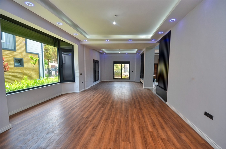 Вилла планировки 5+1 в районе Дёшемеалты - Анталия 