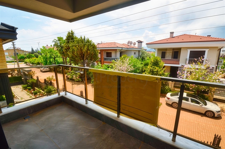 Вилла планировки 5+1 в районе Дёшемеалты - Анталия 