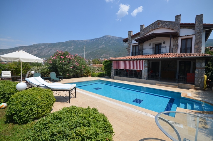 Вилла планировки 3+1 в районе Фетхие  