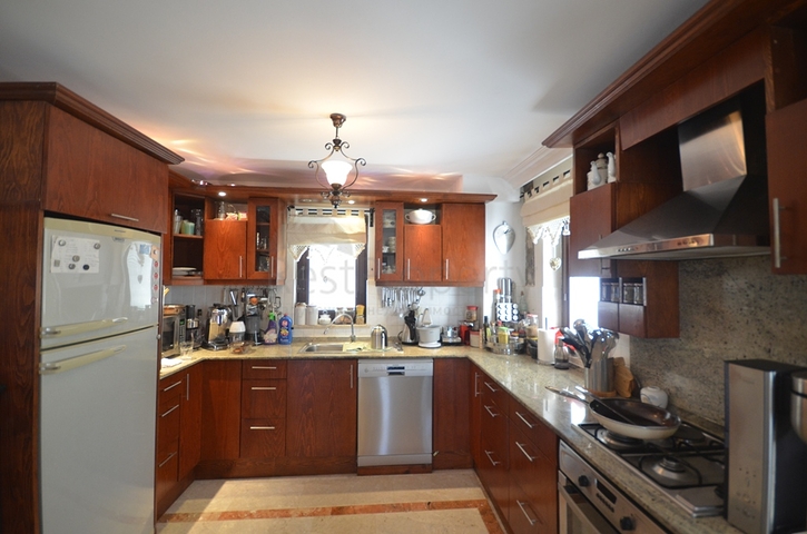 Вилла планировки 3+1 в районе Фетхие  