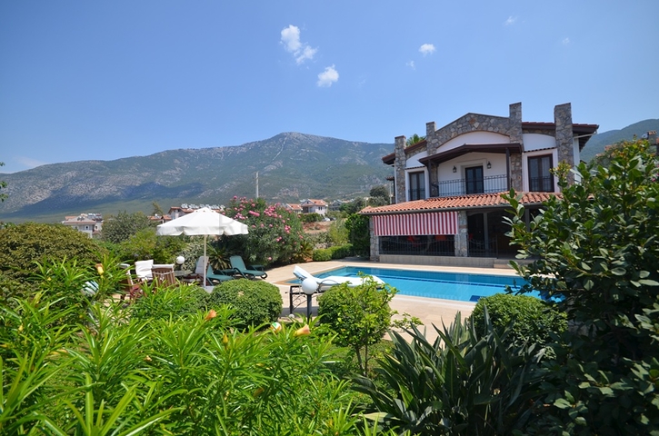 Вилла планировки 3+1 в районе Фетхие  