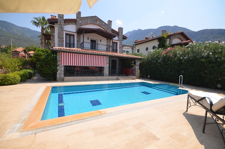 Вилла планировки 3+1 в районе Фетхие  