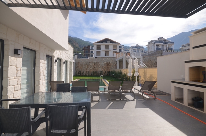 Вилла планировки 3+1,5+1 в районе Фетхие 