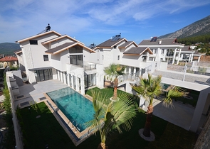 Вилла планировки 3+1,5+1 в районе Фетхие 