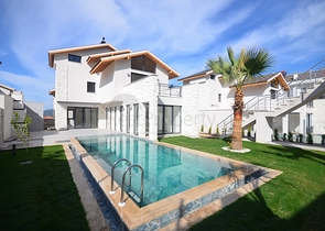 Вилла планировки 3+1,5+1 в районе Фетхие 