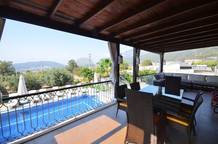 Мебелированная вилла планировки 4+1 в районе Фетхие 