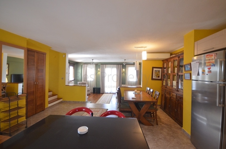 Мебелированная вилла планировки 4+1 в районе Фетхие 