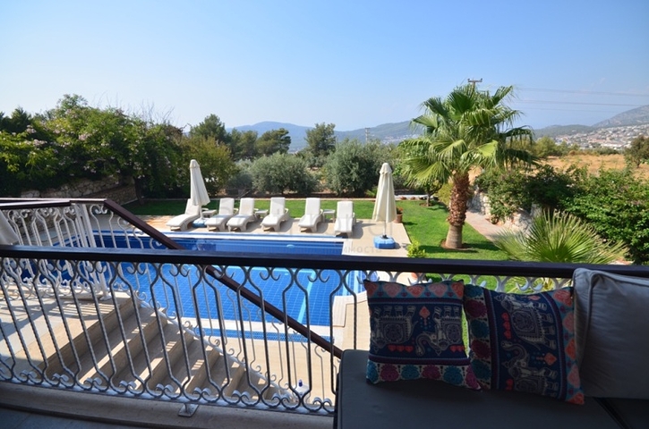 Мебелированная вилла планировки 4+1 в районе Фетхие 