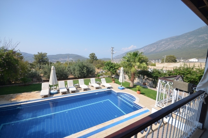 Мебелированная вилла планировки 4+1 в районе Фетхие 