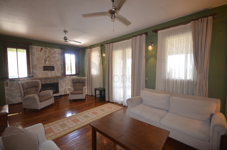 Мебелированная вилла планировки 4+1 в районе Фетхие 