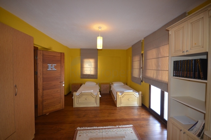 Мебелированная вилла планировки 4+1 в районе Фетхие 