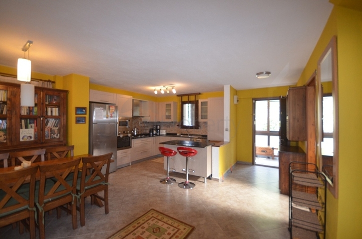 Мебелированная вилла планировки 4+1 в районе Фетхие 