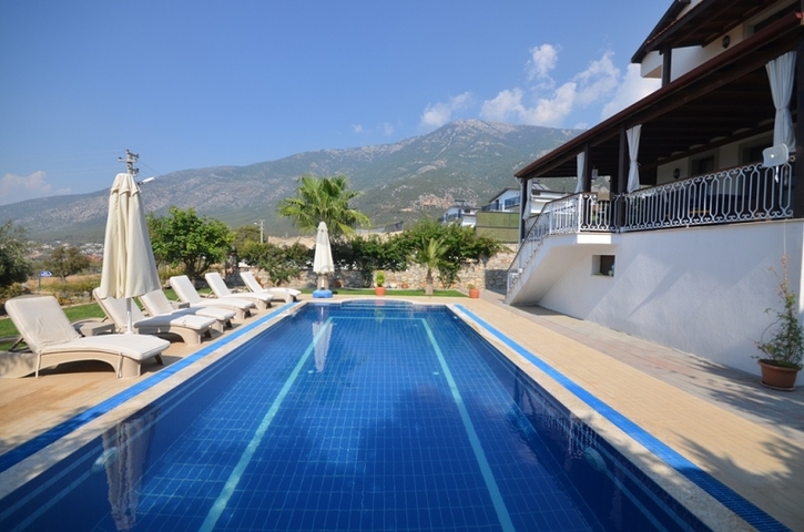 Мебелированная вилла планировки 4+1 в районе Фетхие 